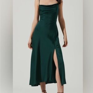 ASTR - Gaia midi dress (green)